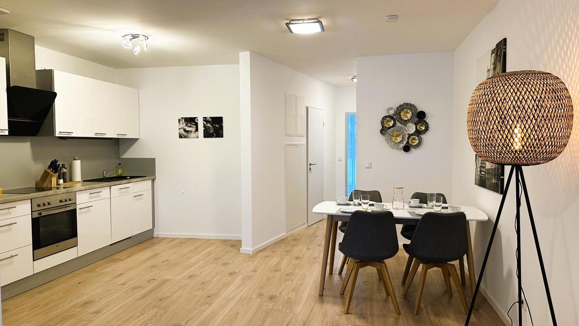 Bohnapartments - Nordkap-Suiten - Gratis Parkplatz - Moderner Neubau - Erdgeschoss - Fussbodenheizung Erfurt Værelse billede