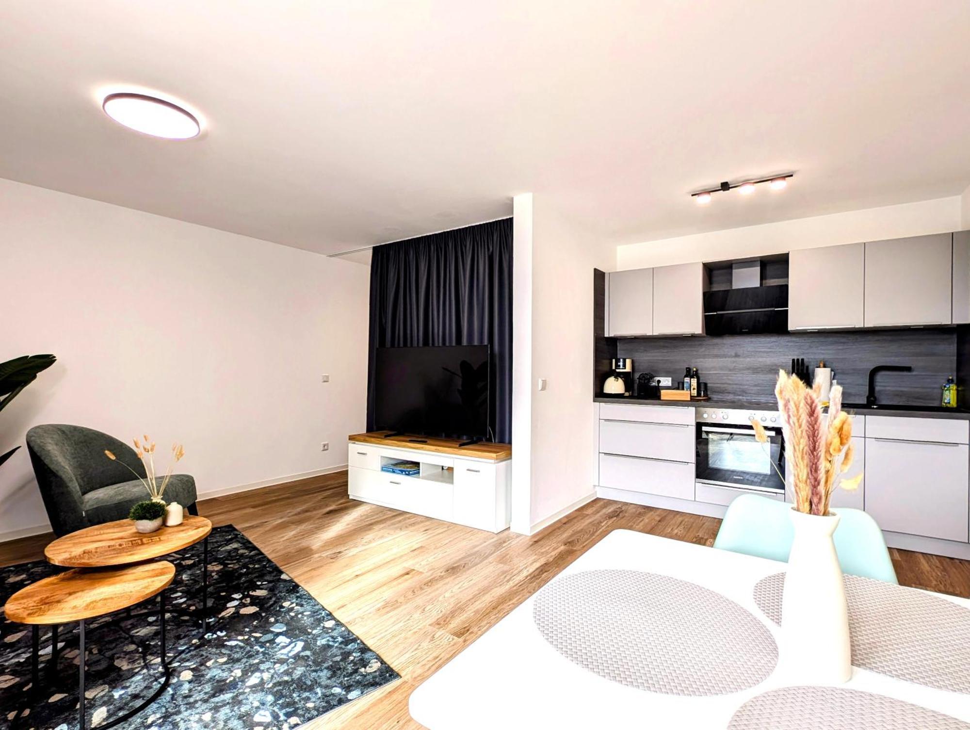 Bohnapartments - Nordkap-Suiten - Gratis Parkplatz - Moderner Neubau - Erdgeschoss - Fussbodenheizung Erfurt Værelse billede